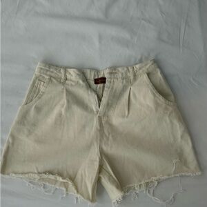 Women's Cream Frayed Hem Shorts